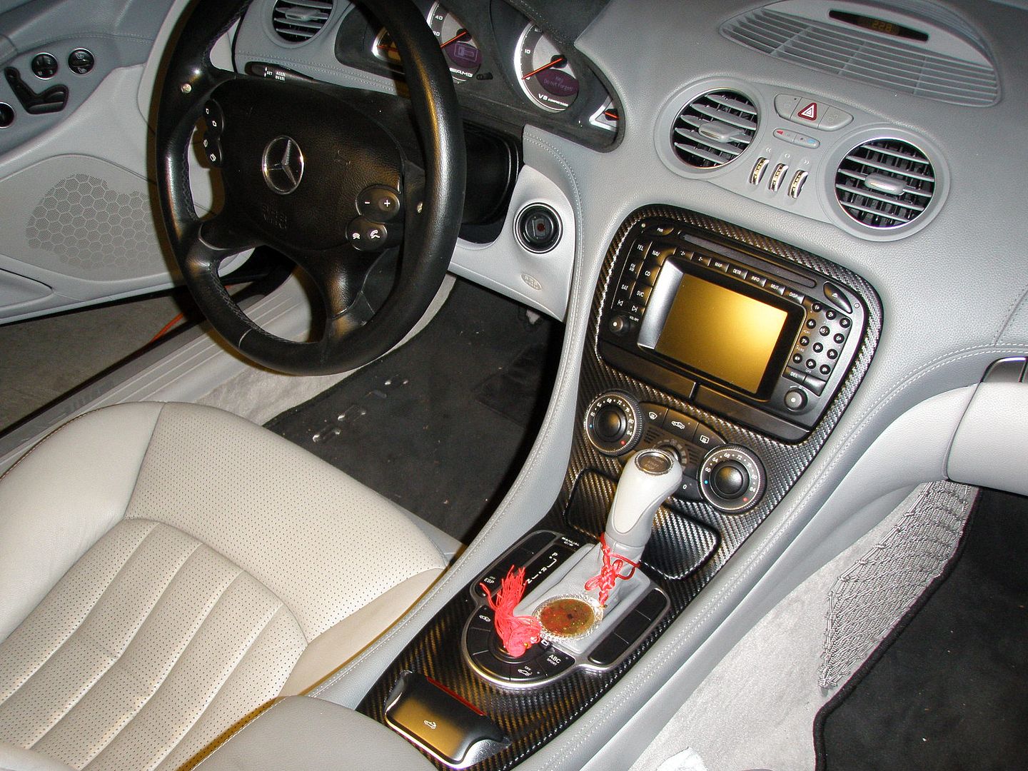 2004 Mercedes Sl55 Amg Carbon Fiber Interior Black 2 Photo by wu99wu